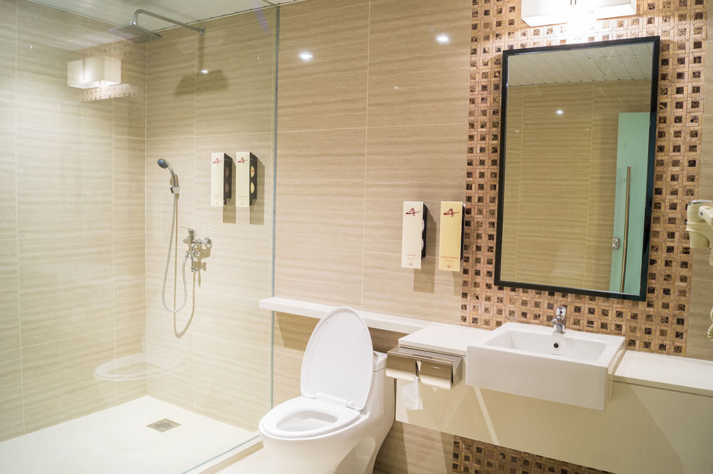 Ambassador Transit Hotel - Terminal 2 Singapore Eksteriør billede