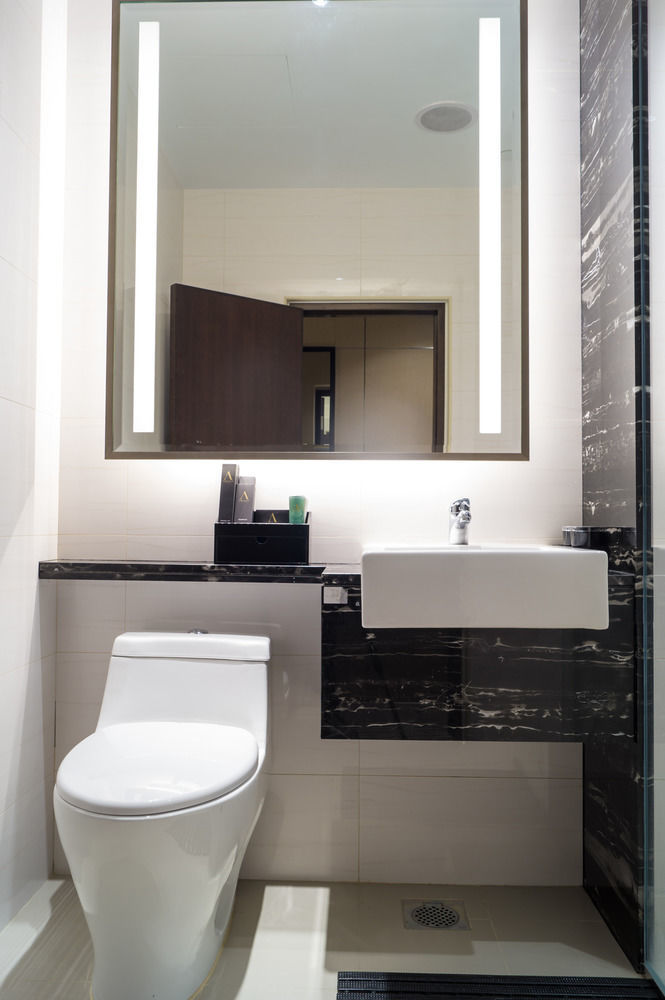 Ambassador Transit Hotel - Terminal 2 Singapore Eksteriør billede