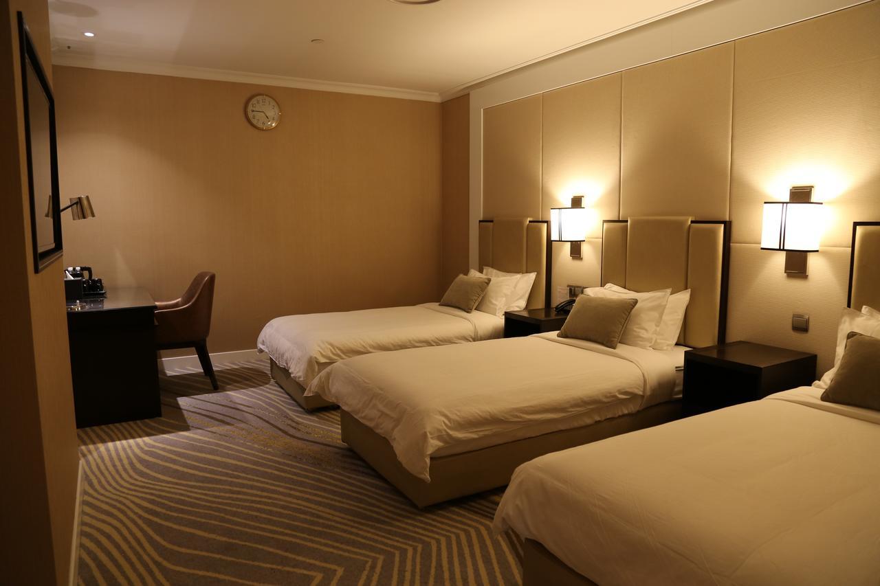 Ambassador Transit Hotel - Terminal 2 Singapore Eksteriør billede