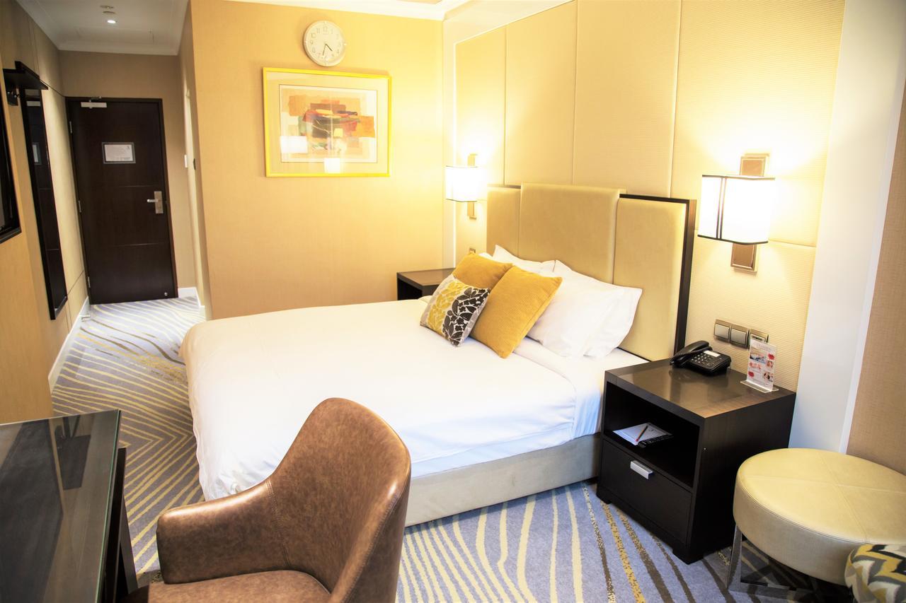 Ambassador Transit Hotel - Terminal 2 Singapore Eksteriør billede